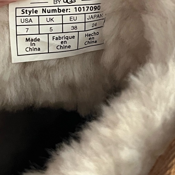 Koolaburra by UGG Women’s Koola Short Cozy Suede Fashion Boots Chestnut Sz 7 GUC - Picture 14 of 15